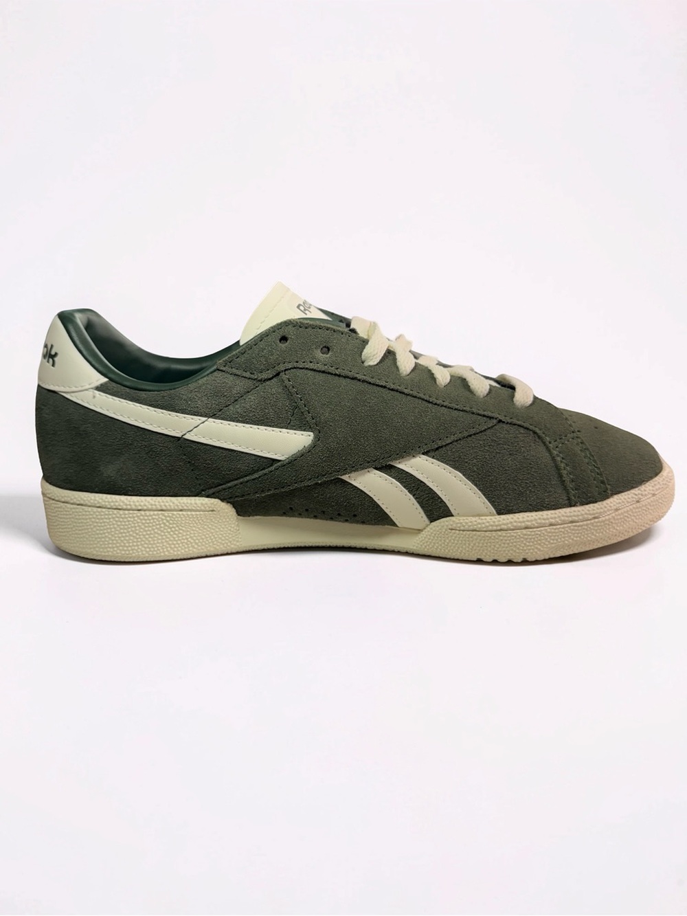 Reebok Club C Grounds UK Green Suede Retro Sneakers Men's 10 - Picture 3 of 11